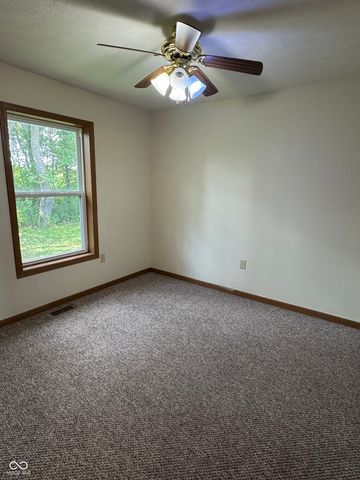 8 Gladiator Drive, Waynetown, IN 47990