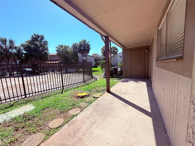 6332 NEWTOWN CIR A4, Tampa, FL 33615