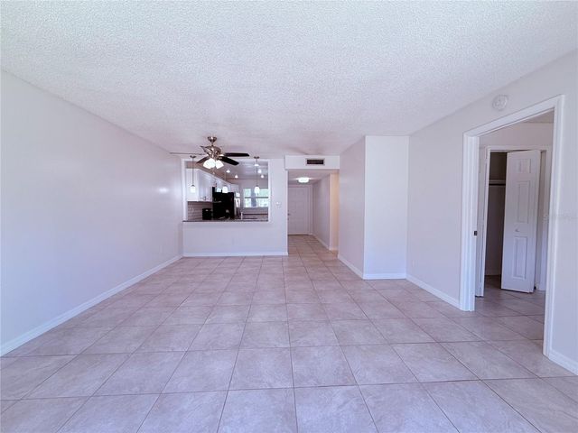 6332 NEWTOWN CIR A4, Tampa, FL 33615