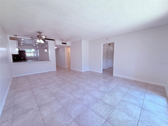 6332 NEWTOWN CIR A4, Tampa, FL 33615