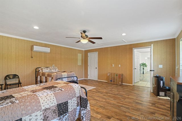 7221 Garden Oak Drive, Kingston, OK 73439