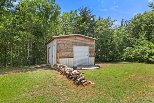 7221 Garden Oak Drive, Kingston, OK 73439
