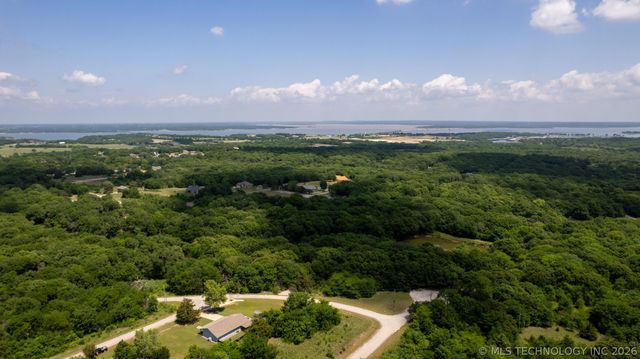 7221 Garden Oak Drive, Kingston, OK 73439