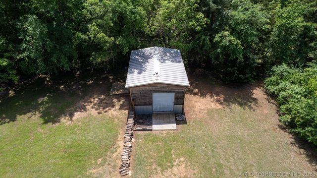 7221 Garden Oak Drive, Kingston, OK 73439