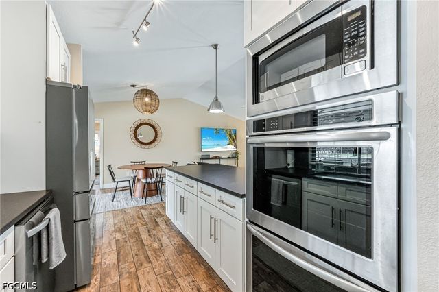 5630 Riverside DR, Cape Coral, FL 33904