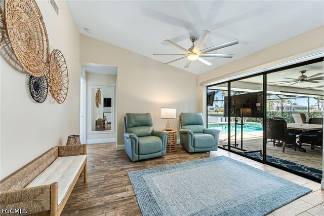 5630 Riverside DR, Cape Coral, FL 33904