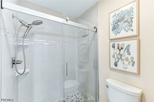 5630 Riverside DR, Cape Coral, FL 33904