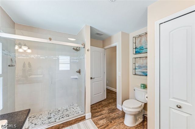 5630 Riverside DR, Cape Coral, FL 33904