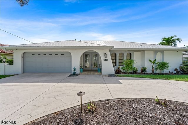 5630 Riverside DR, Cape Coral, FL 33904