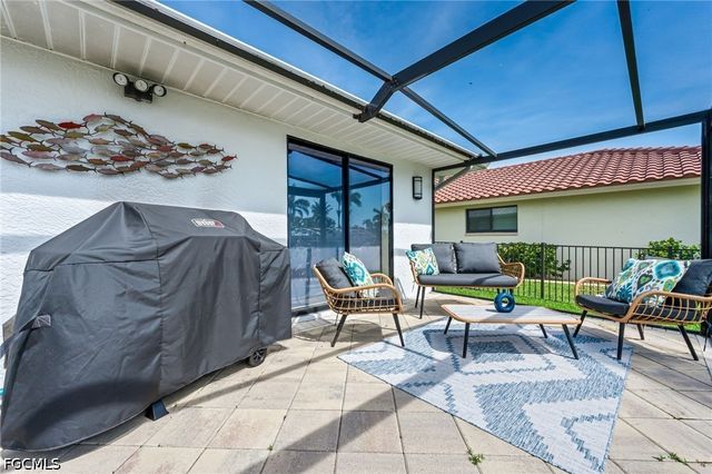 5630 Riverside DR, Cape Coral, FL 33904