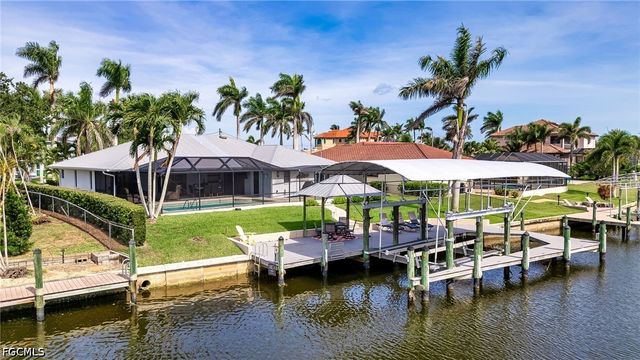 5630 Riverside DR, Cape Coral, FL 33904