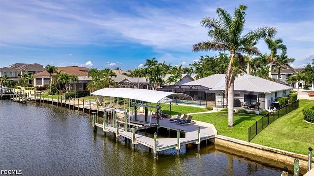 5630 Riverside DR, Cape Coral, FL 33904