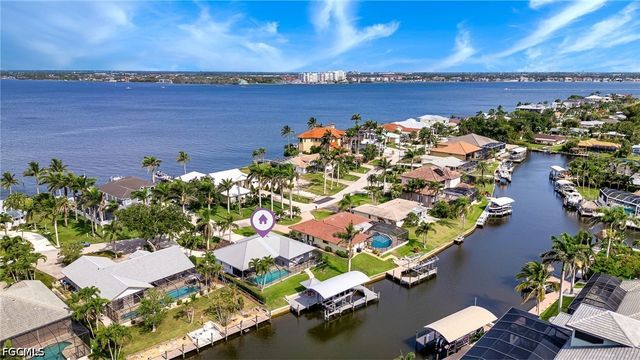 5630 Riverside DR, Cape Coral, FL 33904