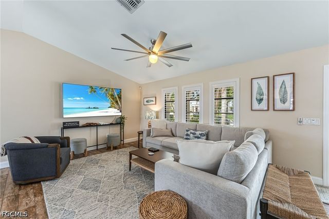 5630 Riverside DR, Cape Coral, FL 33904