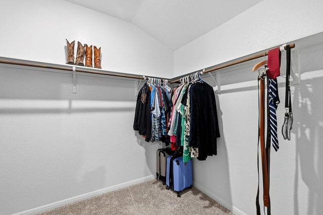 225 El Capitan LOOP, Dripping Springs, TX 78620