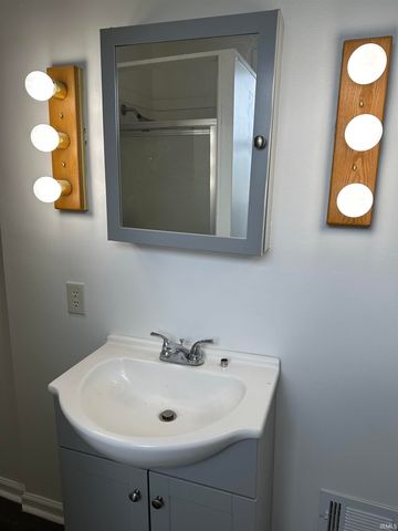 9635 S 525 E, Jonesboro, IN 46938