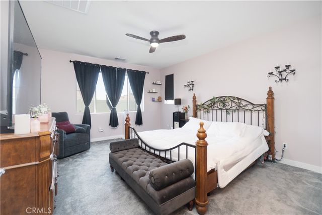 561 Yukon Road, Rialto, CA 92377