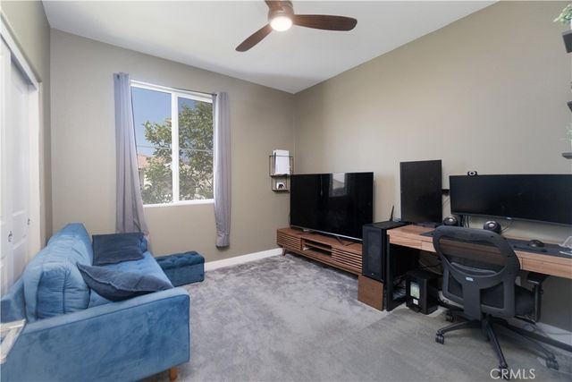 561 Yukon Road, Rialto, CA 92377