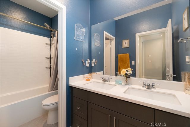 561 Yukon Road, Rialto, CA 92377