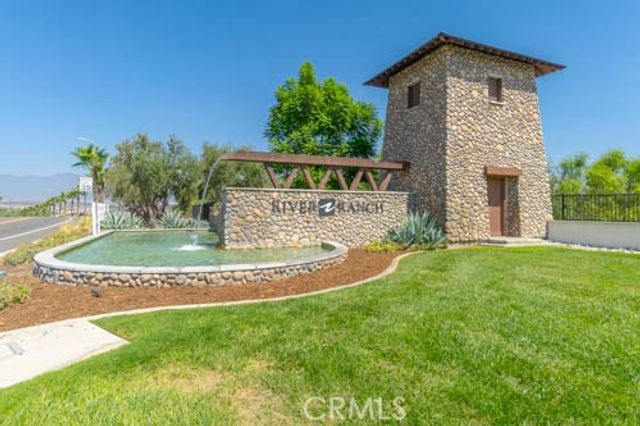 561 Yukon Road, Rialto, CA 92377