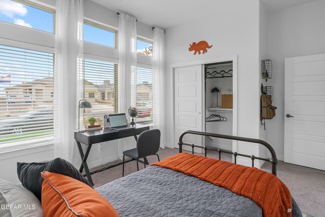 13825 Centro Vista Avenue, Horizon City, TX 79928