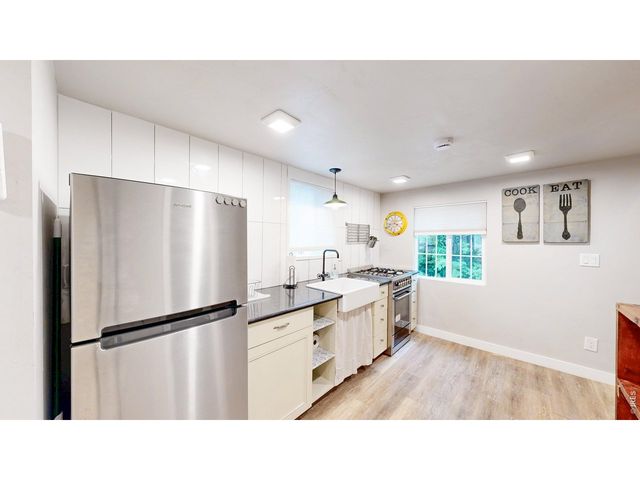 460 W 5th St, Loveland, CO 80537