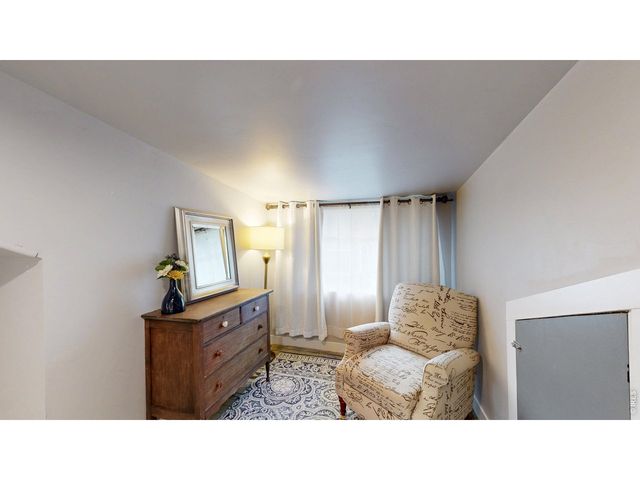 460 W 5th St, Loveland, CO 80537