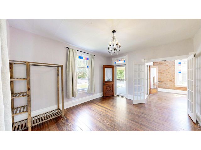 460 W 5th St, Loveland, CO 80537
