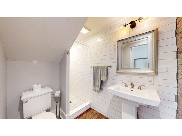 460 W 5th St, Loveland, CO 80537