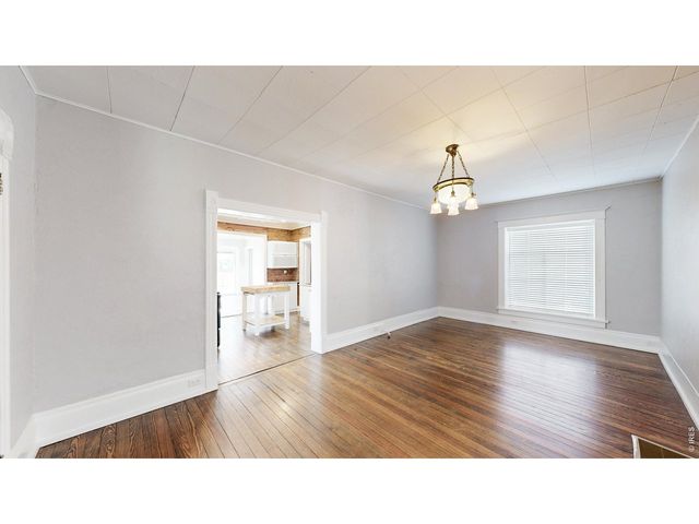 460 W 5th St, Loveland, CO 80537