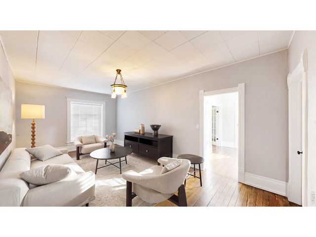 460 W 5th St, Loveland, CO 80537