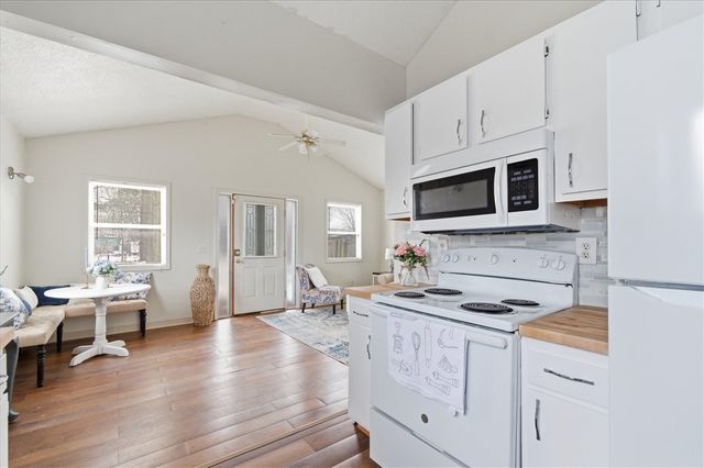 59 Johnson Street, Ypsilanti, MI 48198