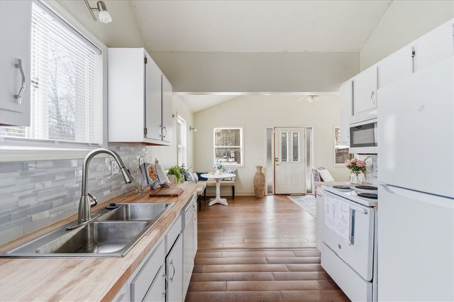 59 Johnson Street, Ypsilanti, MI 48198