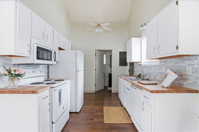 59 Johnson Street, Ypsilanti, MI 48198