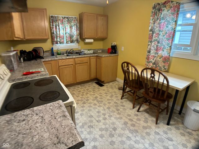 811 N Denny Street, Indianapolis, IN 46201