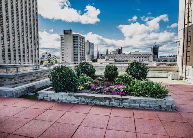 606 W Wisconsin AVENUE #1702, Milwaukee, WI 53203