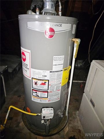 24 Sweet Avenue, Buffalo, NY 14212