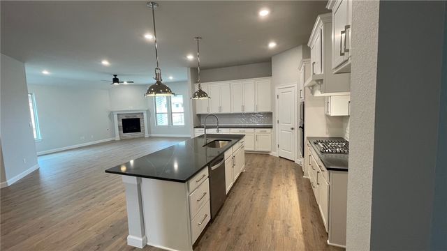 15187 Ty Marshall Ct, College Station, TX 77845