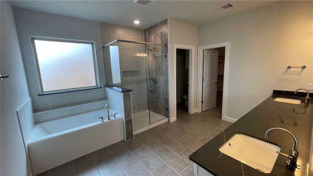 15187 Ty Marshall Ct, College Station, TX 77845