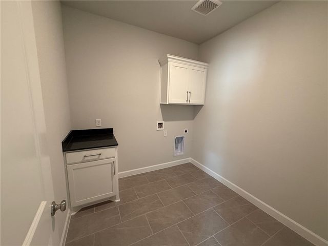 15187 Ty Marshall Ct, College Station, TX 77845