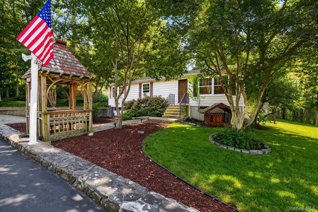 114 Laurel Hill Road, Croton-on-hudson, NY 10520