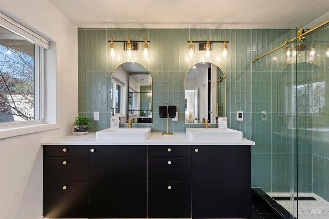 1224 E Hays St, Boise, ID 83712