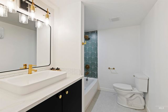 1224 E Hays St, Boise, ID 83712