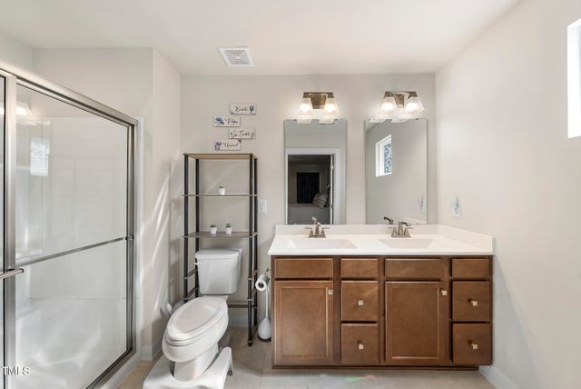 8710 Kenridge Lane, Fuquay Varina, NC 27526