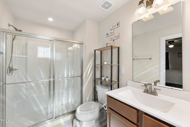 8710 Kenridge Lane, Fuquay Varina, NC 27526