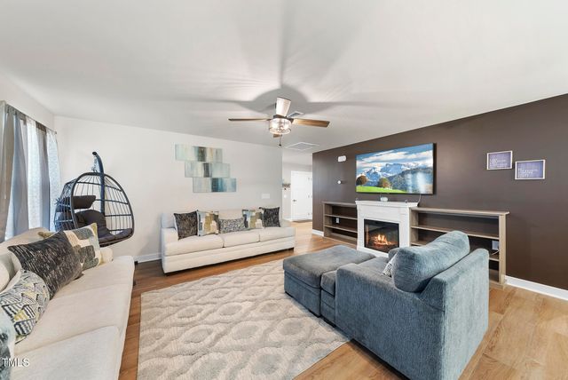 8710 Kenridge Lane, Fuquay Varina, NC 27526