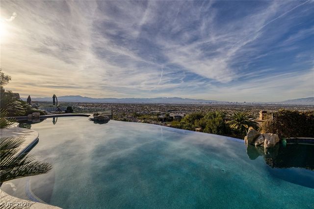 472 Saint Moritz Drive, Henderson, NV 89012