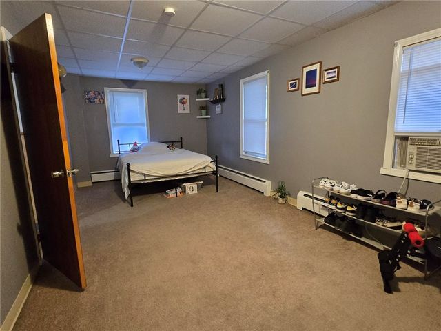 33 Winthrop Avenue, Pawtucket, RI 02861