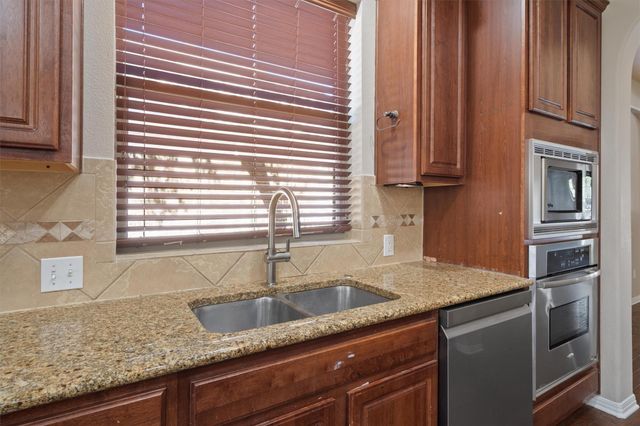1921 Granite Springs RD, Leander, TX 78641