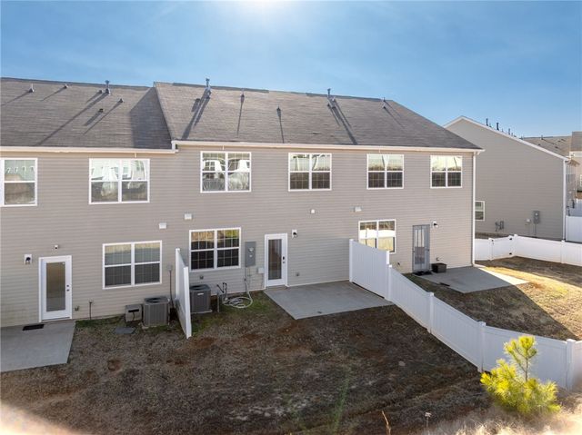 452 Bee Cove Way, Pendleton, SC 29670